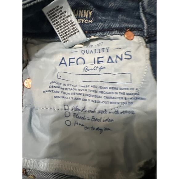 American Eagle Distressed Skinny Stretch Ripped Knees Blue Jeans Size 2 - Picture 13 of 13